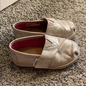 Toddler Tom shoes